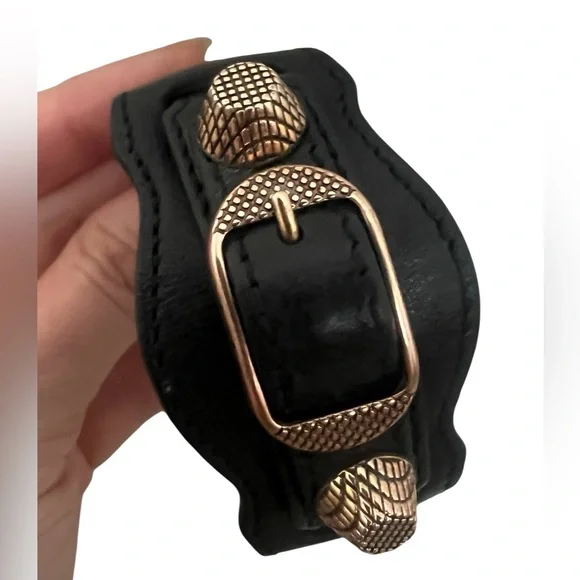 Balenciaga Arena Giant Black Leather Rose Gold Bracelet Small $230 - Picture 3 of 9